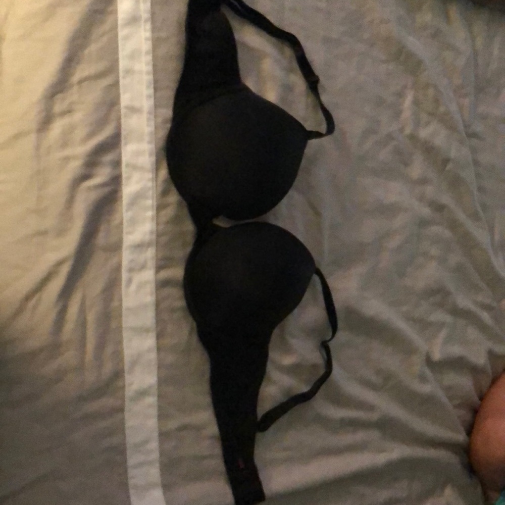 Pink victoria secret bra